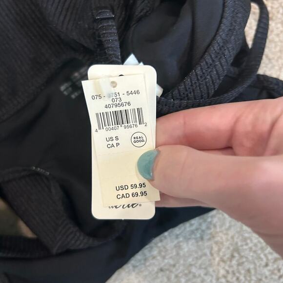 NWT Aerie Shine Rib Voop Cheeky One Piece Swimsuit True Black Beach Surf Size S - Picture 7 of 7